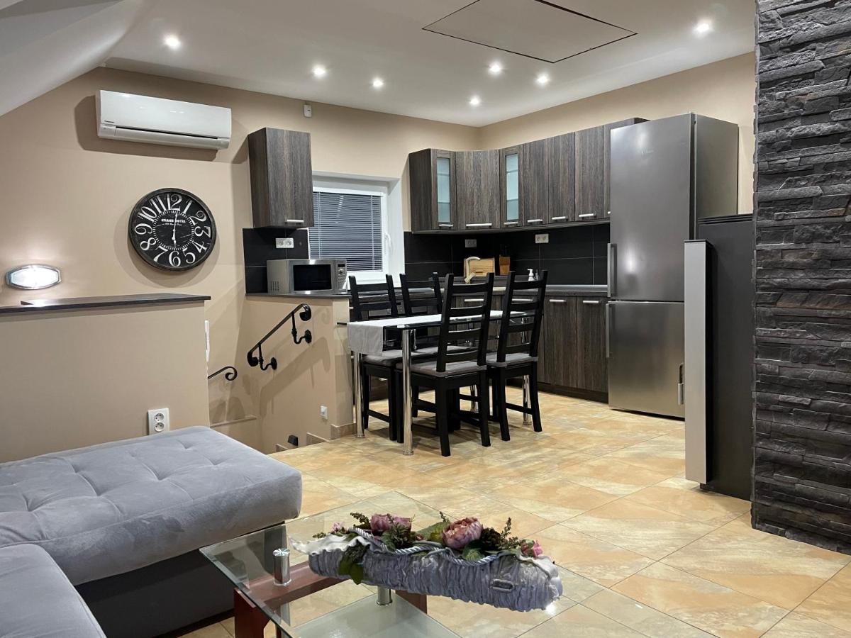 Apartmány Diana Dunajská Streda Esterno foto