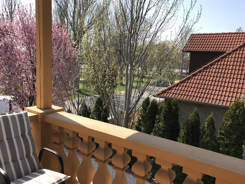 Apartmány Diana Dunajská Streda Esterno foto